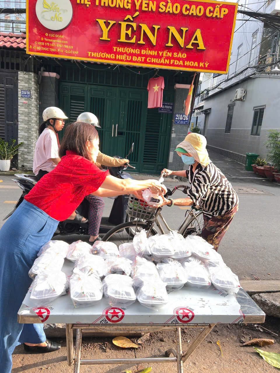 Ấm áp nghĩa tình mùa Vu Lan 2026- 5