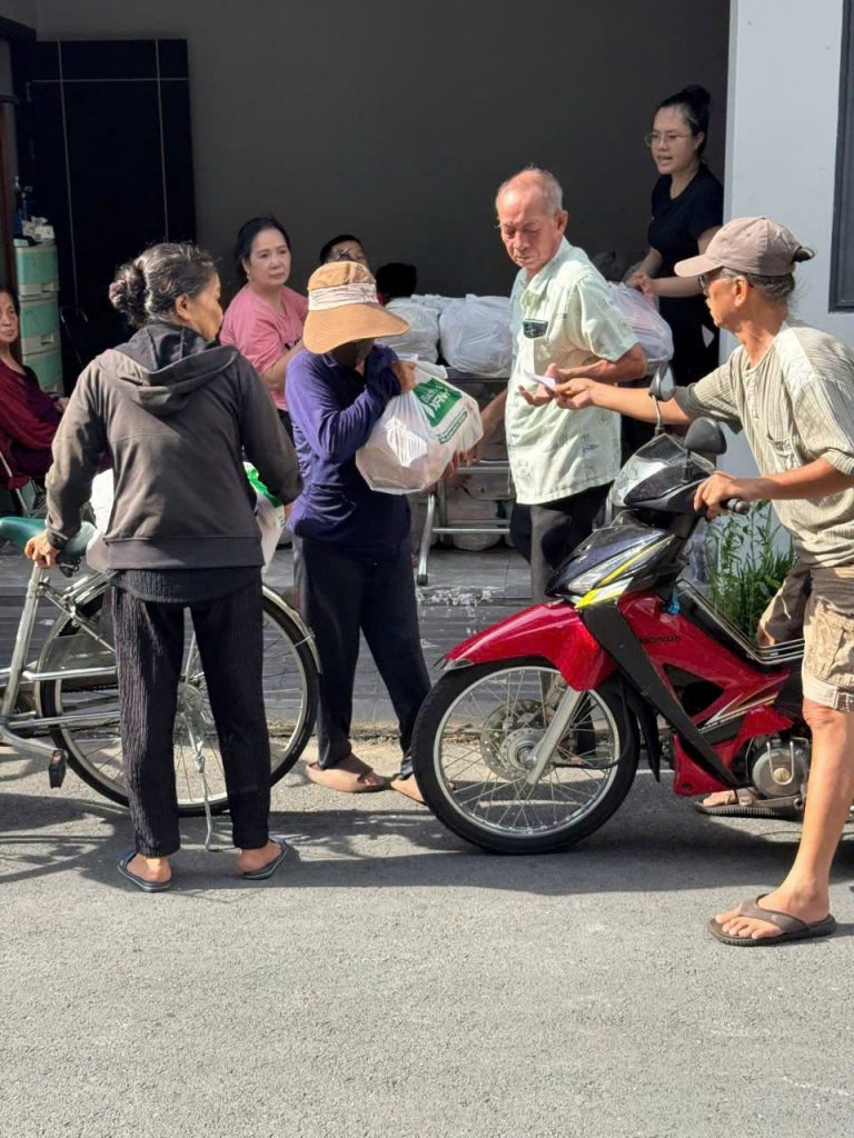 Ấm áp nghĩa tình mùa Vu Lan 2026- 6