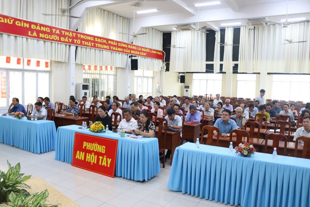 hội nghị toàn quốc quán triệt các nghị quyết, chỉ thị của bộ chính trị khóa xiv