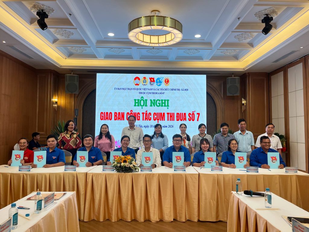 giao luu cong tac mat tran 5