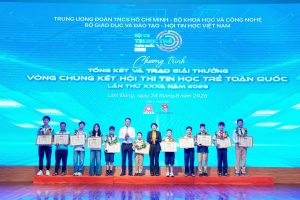 anh bia doan tphcm giai nhat tin ho